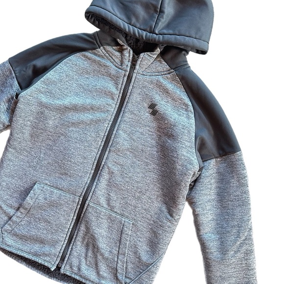 The Children’s Place Boys Grey Faux Fur Lined Zip Hoodie Size 10-12 - Picture 2 of 6